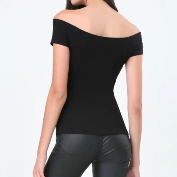 Bebe Black Off The Shoulder Top (XS)